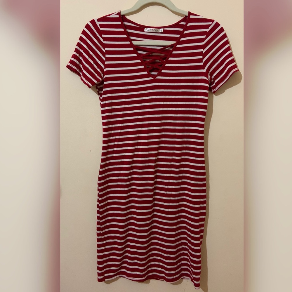 Striped Mid-Length Dress with Cute Detail in the Front